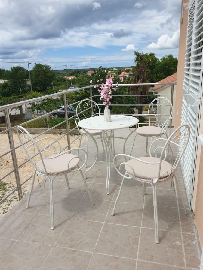 Apartments Nella Ζαντάρ Εξωτερικό φωτογραφία