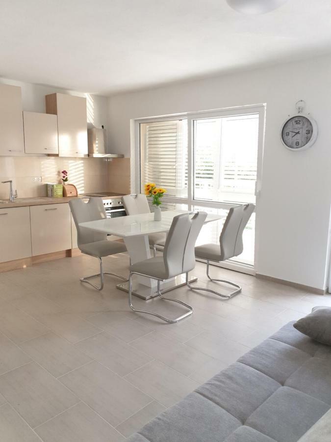 Apartments Nella Ζαντάρ Εξωτερικό φωτογραφία